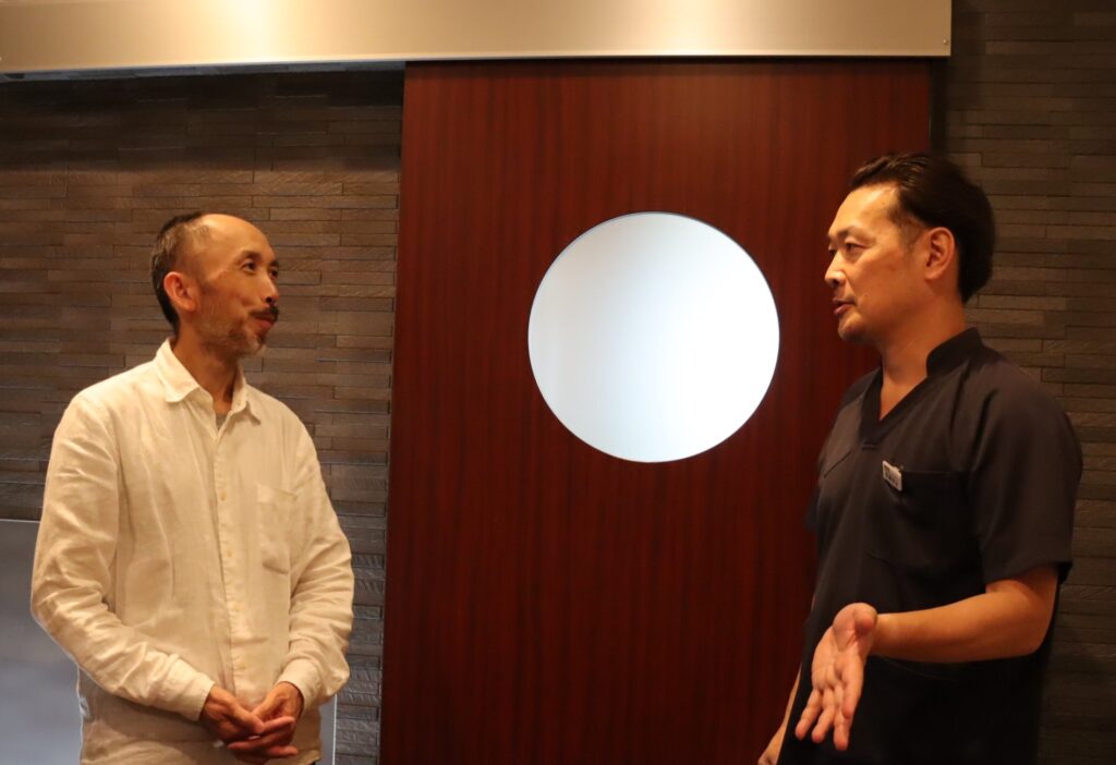 米ディナンバー1 オーナー 大辻竹まつさんと医療法人福涛会 理事長 歯科医師 平澤裕之 大阪市住之江区安立 平澤歯科医院にて