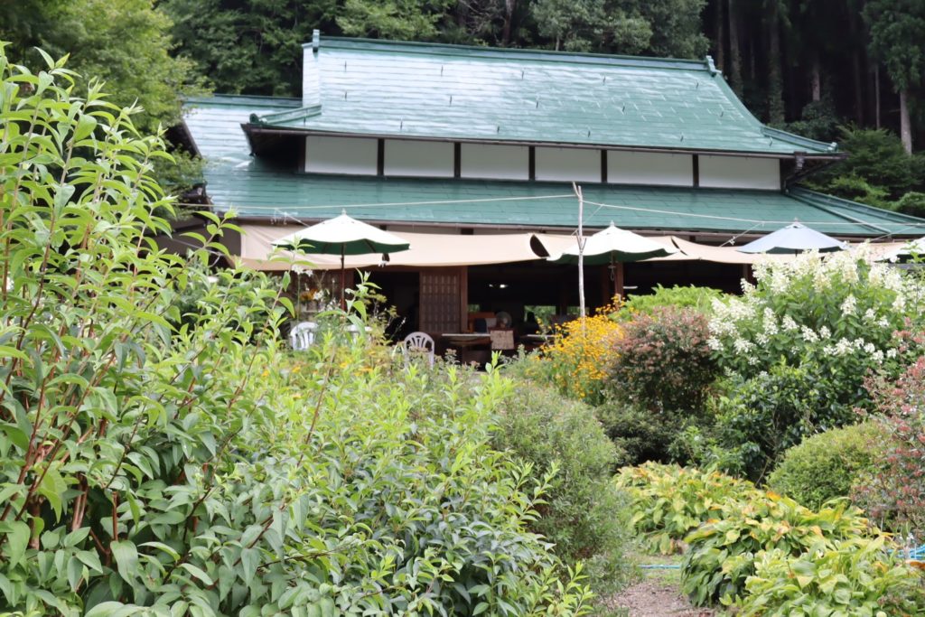 フラワーガーデンARAKI
古民家カフェ